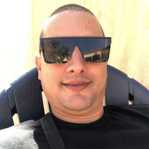 Meet your Posher, Henry